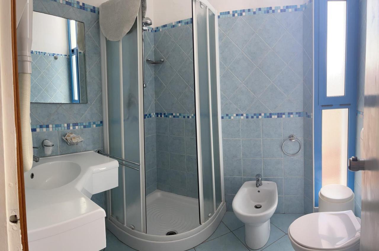 Hotel Senior كاتوليكا المظهر الخارجي الصورة
